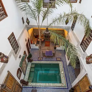 Le Cedre D'argent Riad